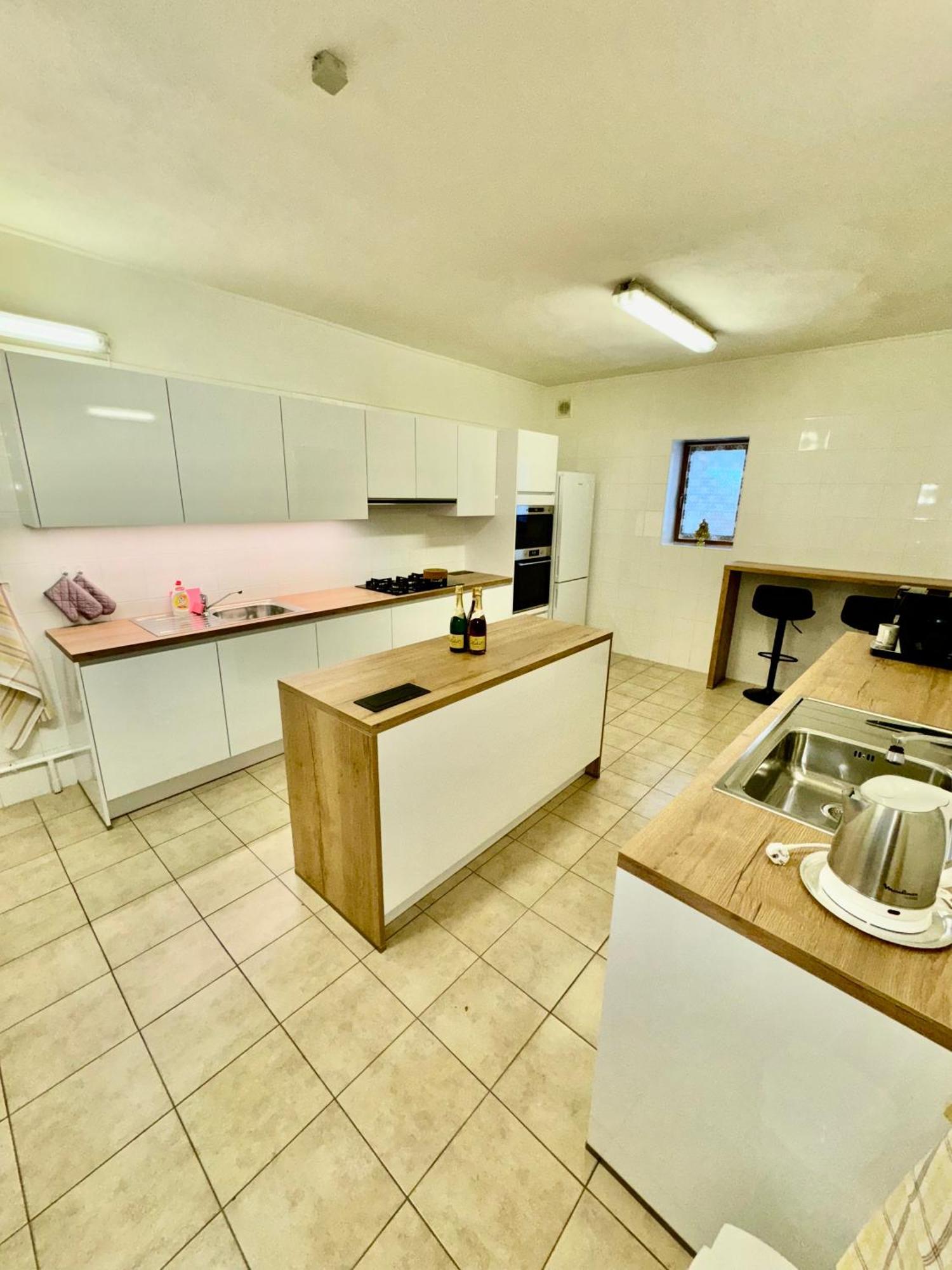 Lutra Montana Apartment Relov ภายนอก รูปภาพ